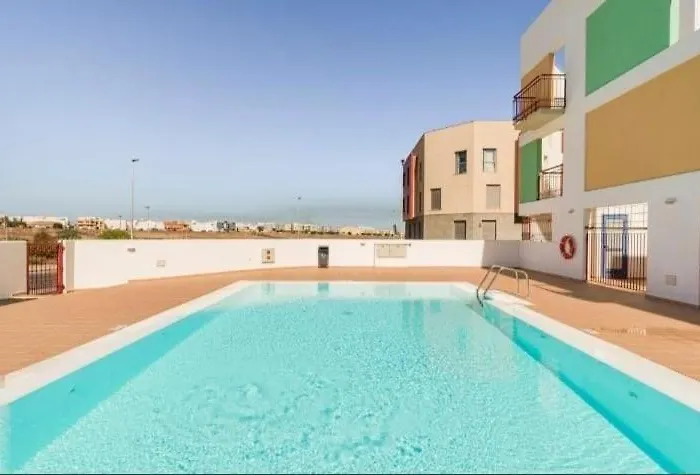 Sunflower, El Apartamento Con Piscina En Complejo Residencial