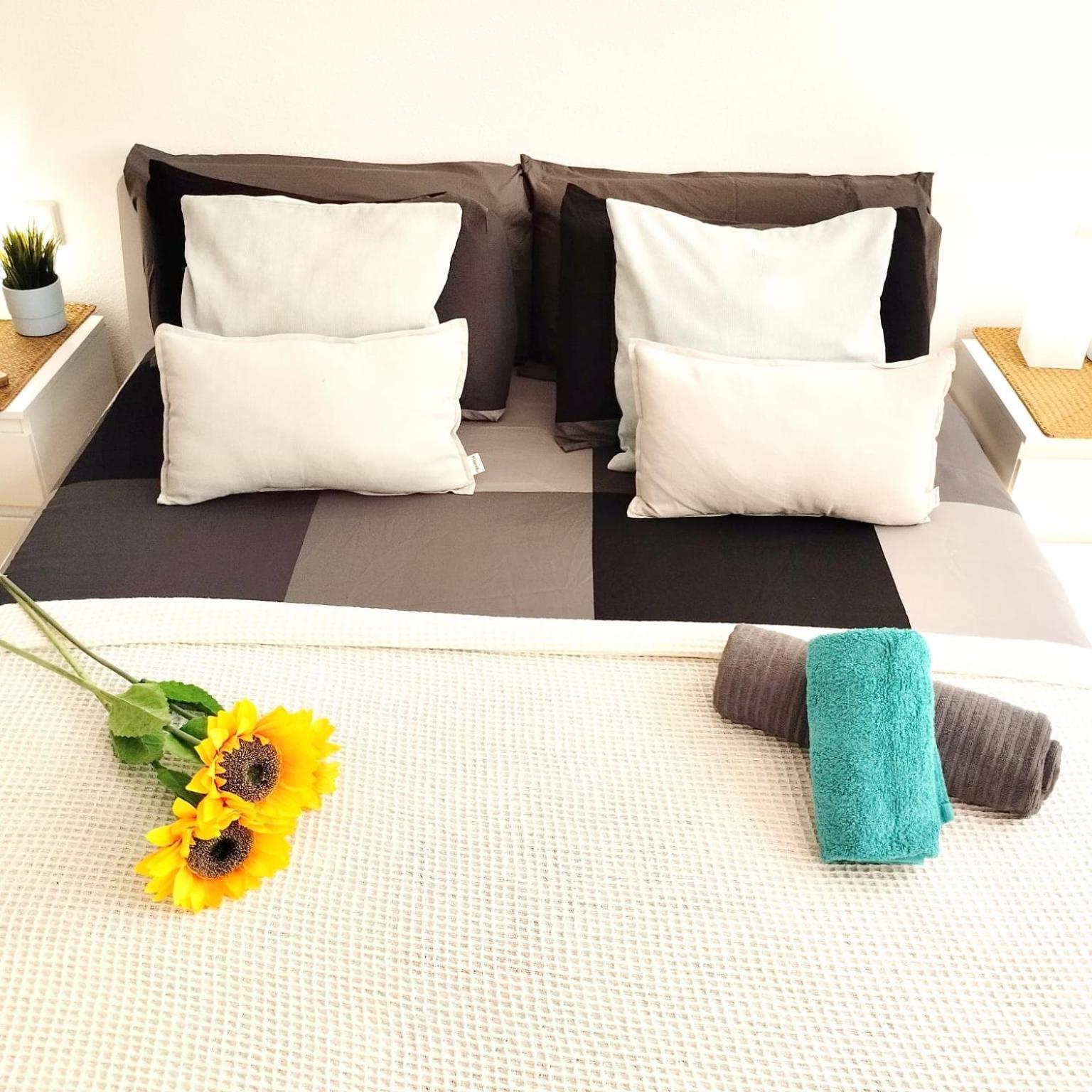 Apartament Sunflower, El Con Piscina En Complejo Residencial